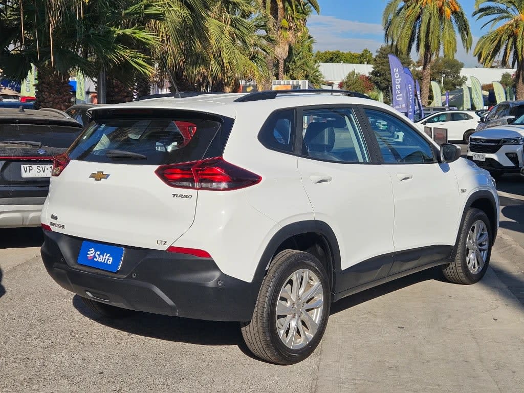2025 Chevrolet Tracker 1.2T Blanco - Miniatura 5