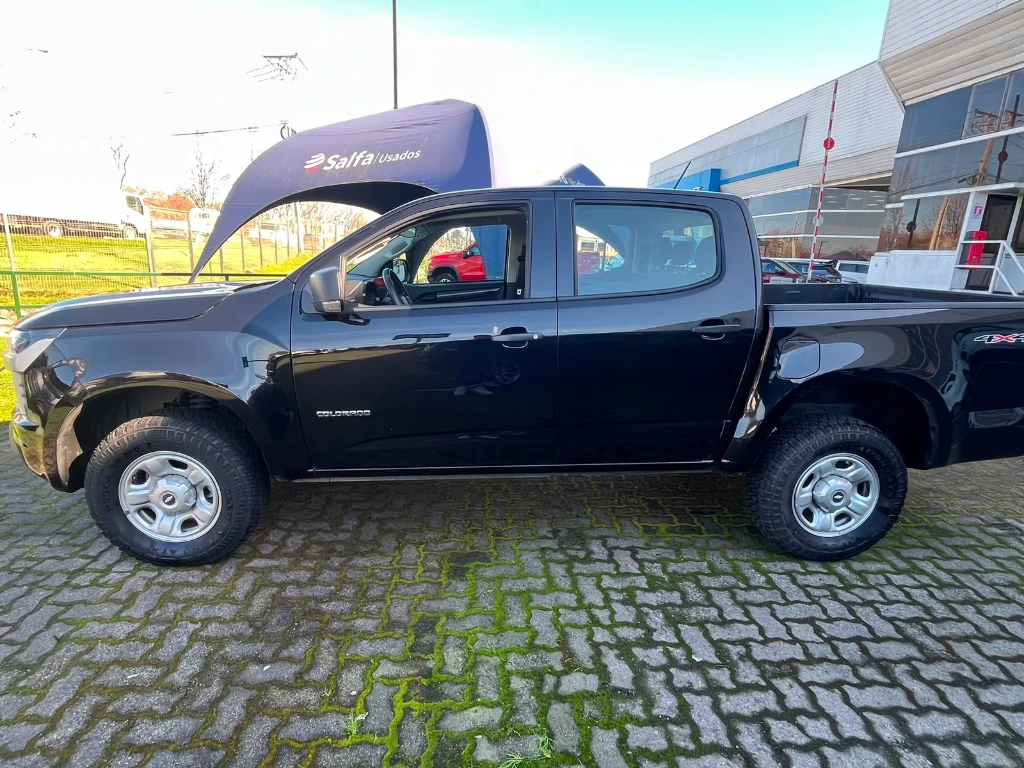 2025 Chevrolet Colorado 2.8TD Negro - Miniatura 8