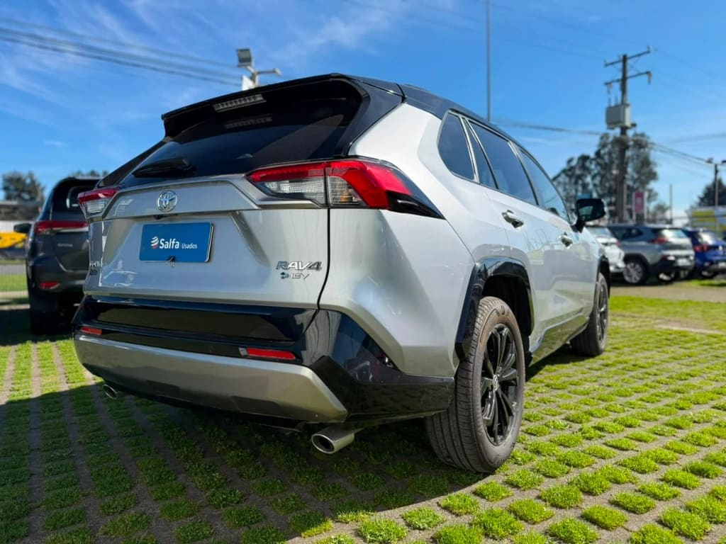 2025 Toyota RAV4 HV Plata - Miniatura 6