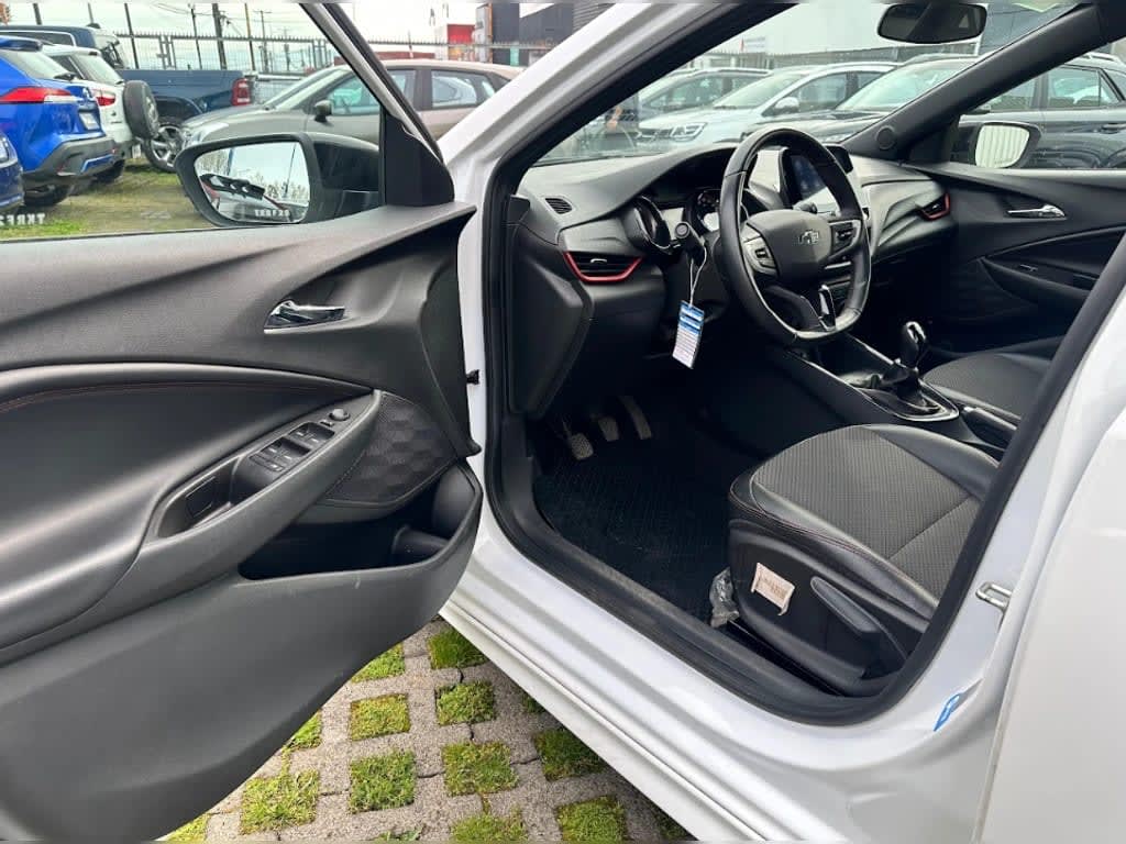 2024 Chevrolet Onix 1.0T Blanco - Miniatura 10