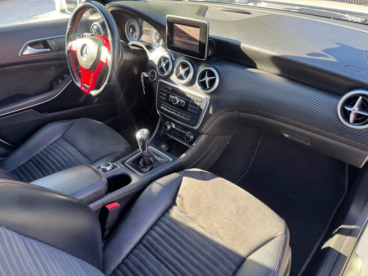 2013 Mercedes-Benz A200 Blueefficiency Blanco - Miniatura 7