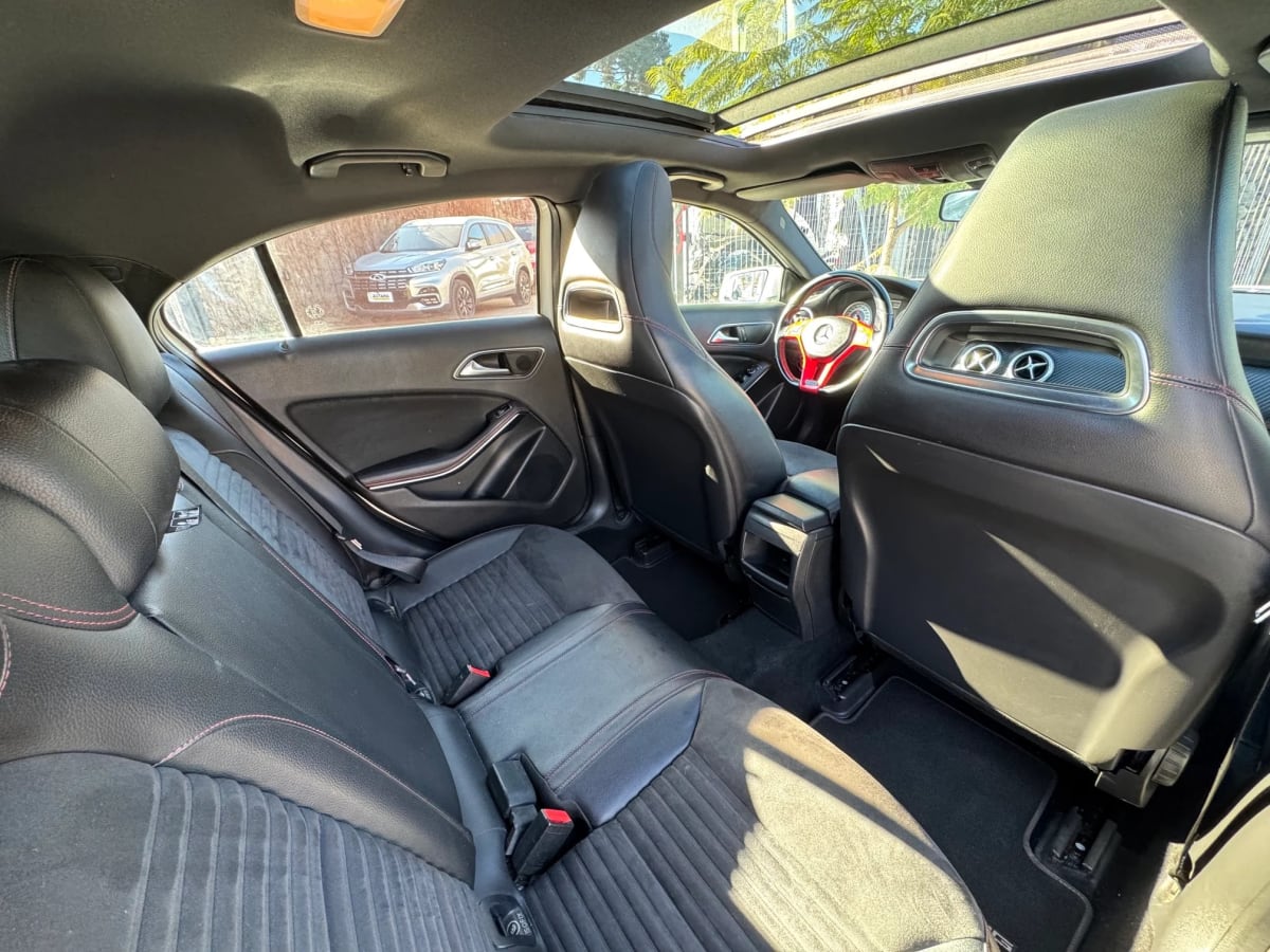 2013 Mercedes-Benz A200 Blueefficiency Blanco - Miniatura 8