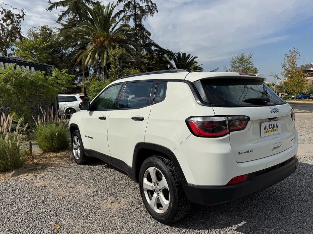 2018 Jeep New Compass SPORT - Miniatura 4