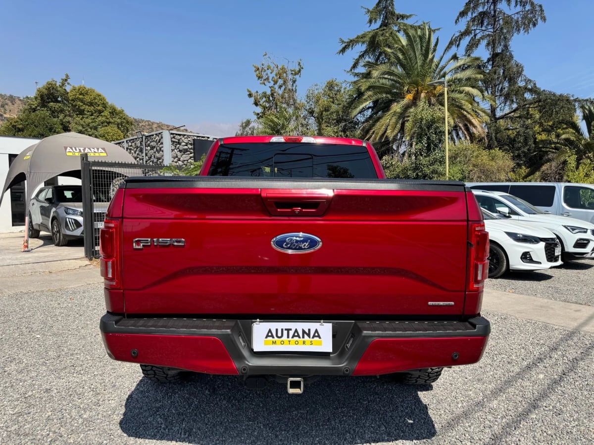 2016 Ford F150 Lariat SPORT - Miniatura 6