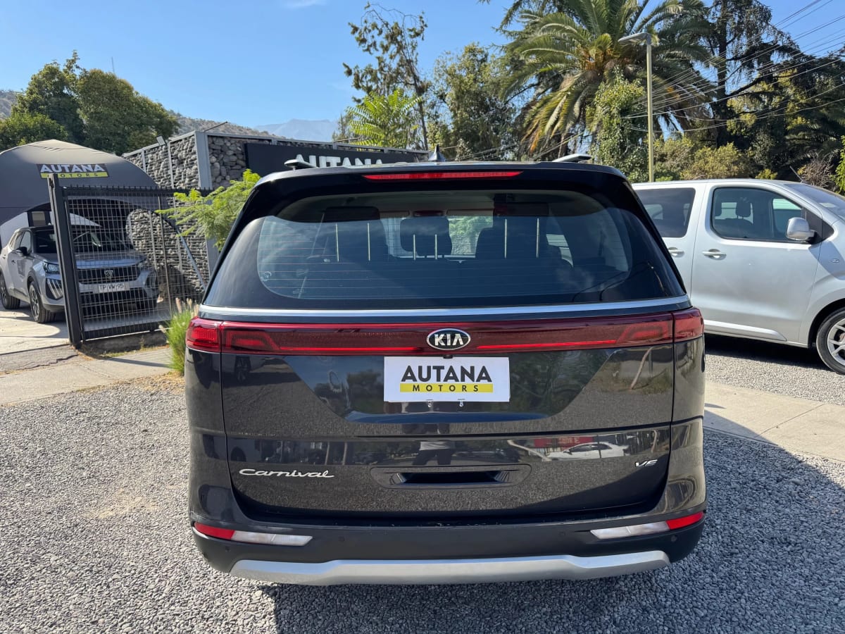 2021 Kia New Carnival New - Miniatura 7