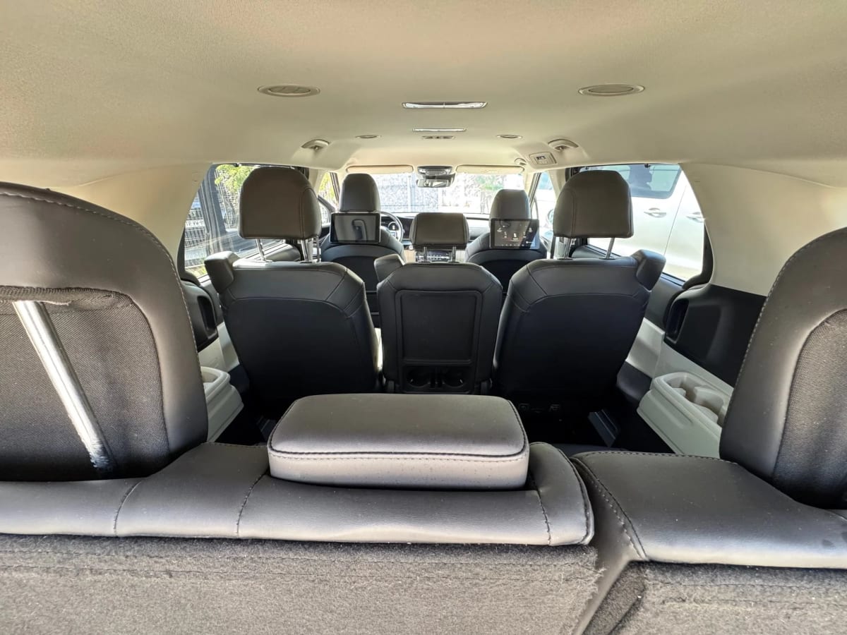 2021 Kia New Carnival New - Miniatura 10