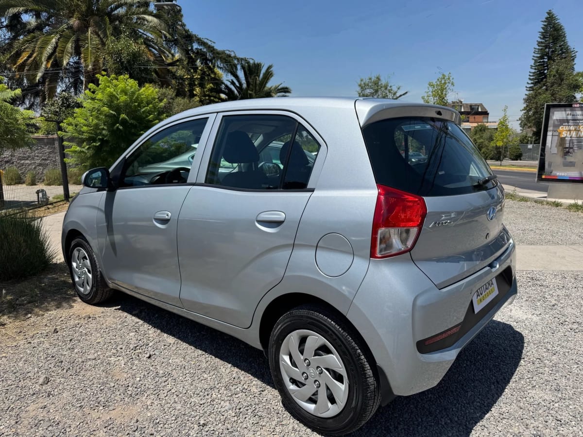2021 Hyundai Atos - Miniatura 4