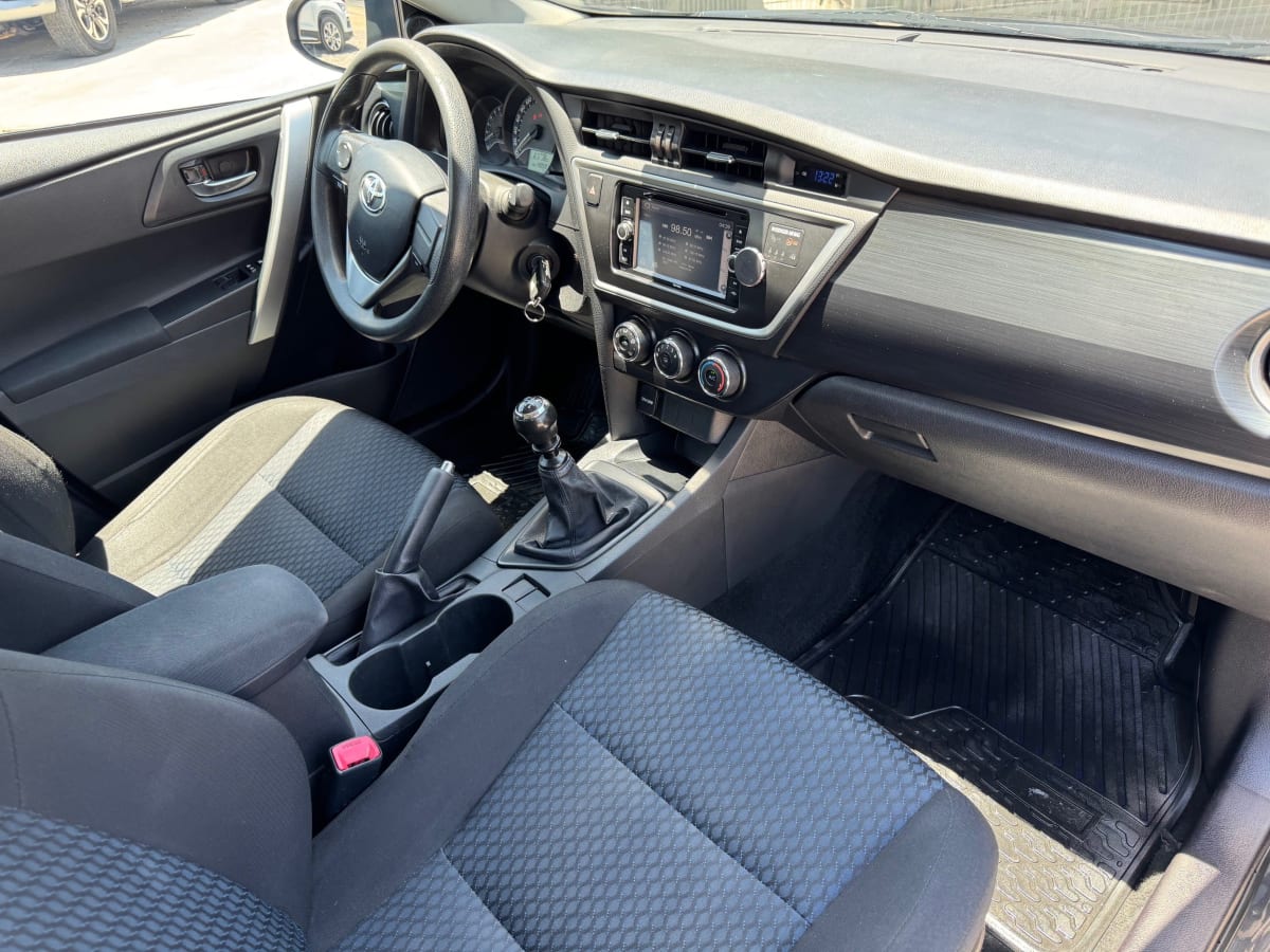 2014 Toyota Auris Lei FULL - Miniatura 7