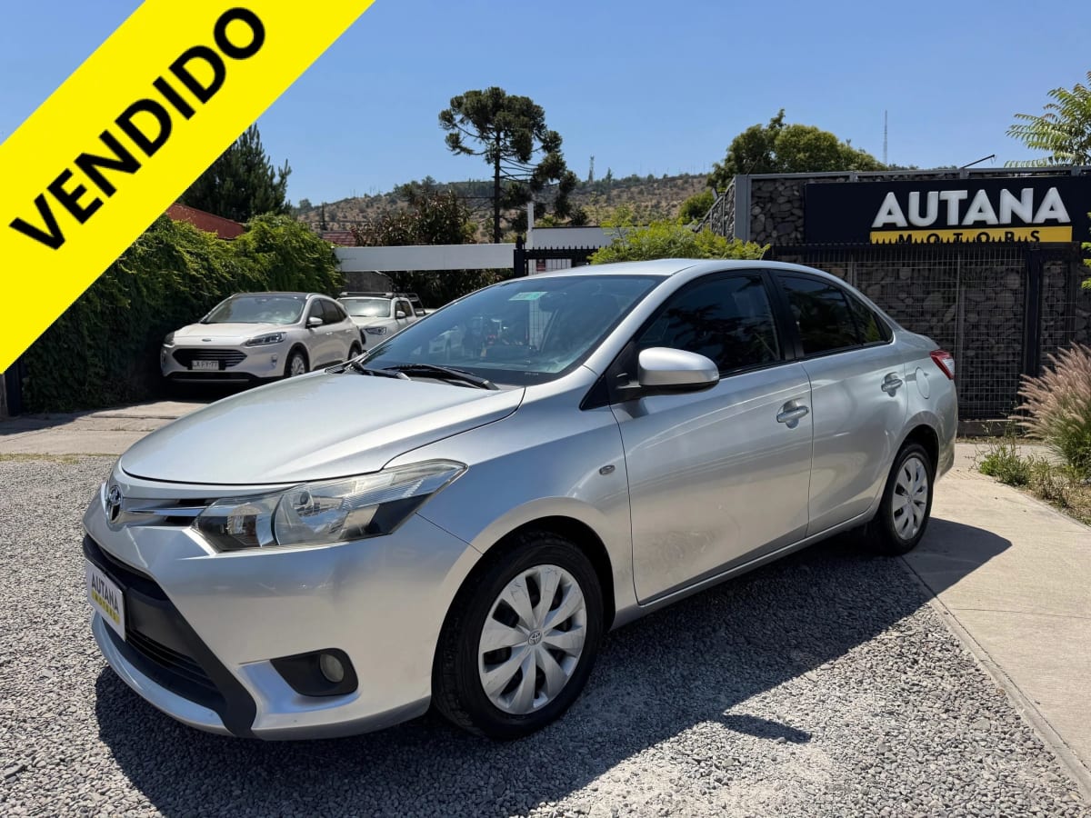 2015 Toyota Yaris Automatico Yaris - Imagen 1
