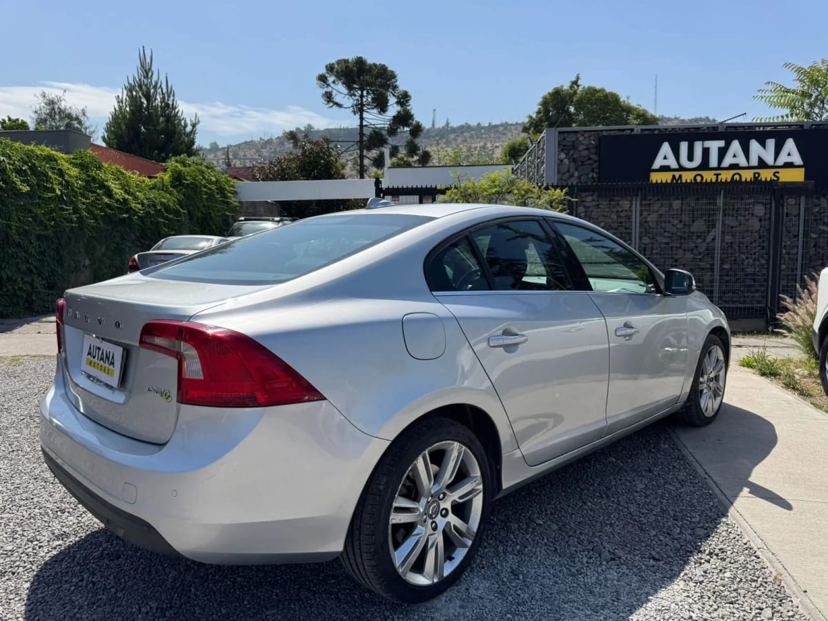 2013 Volvo S60 Drive DIESEL - Miniatura 3
