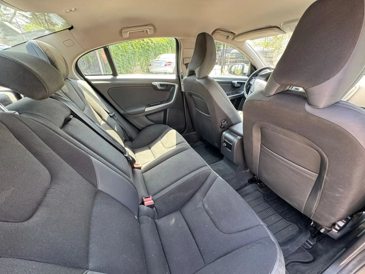 2013 Volvo S60 Drive DIESEL - Miniatura 9