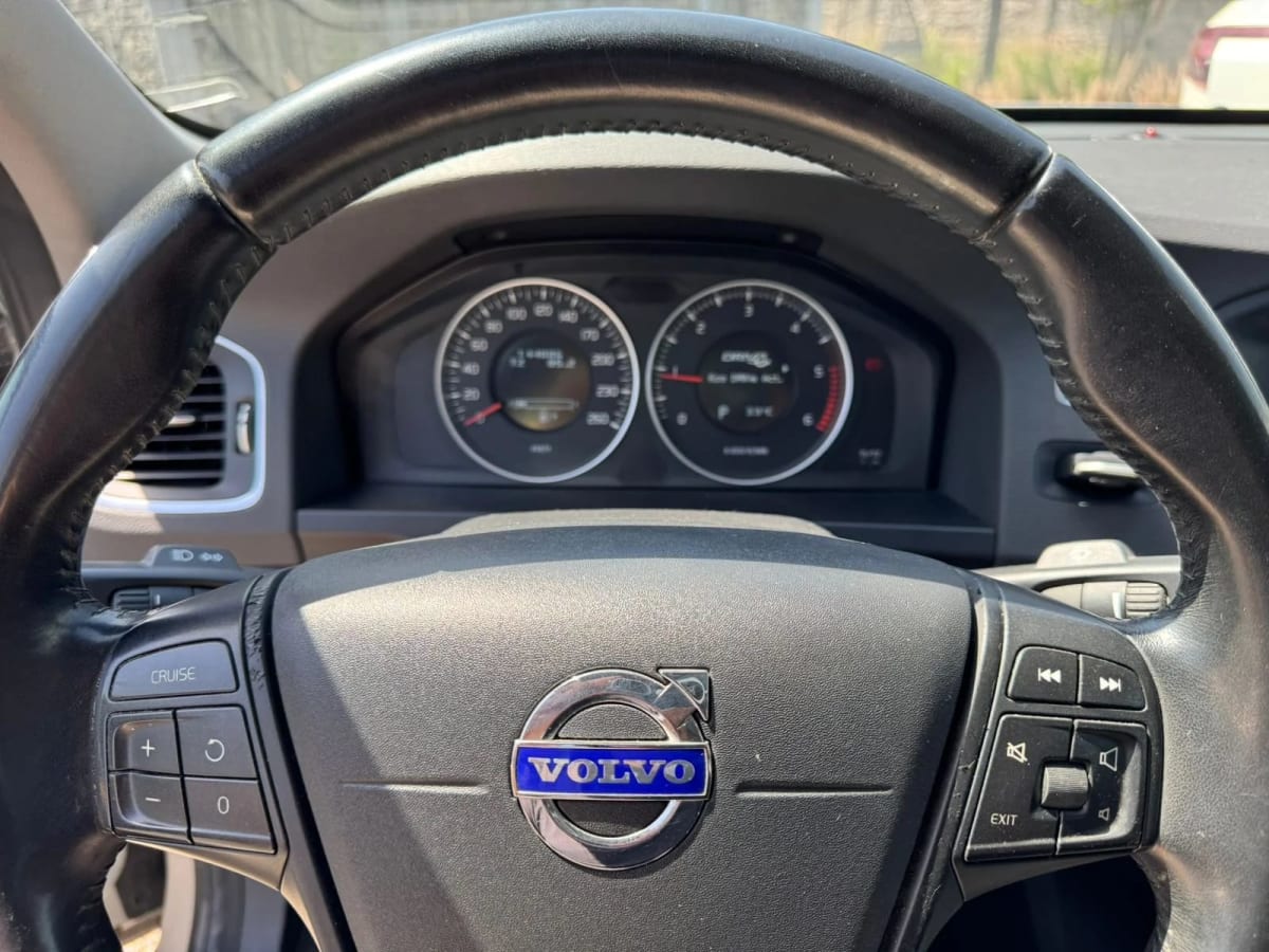 2013 Volvo S60 Drive DIESEL - Miniatura 10