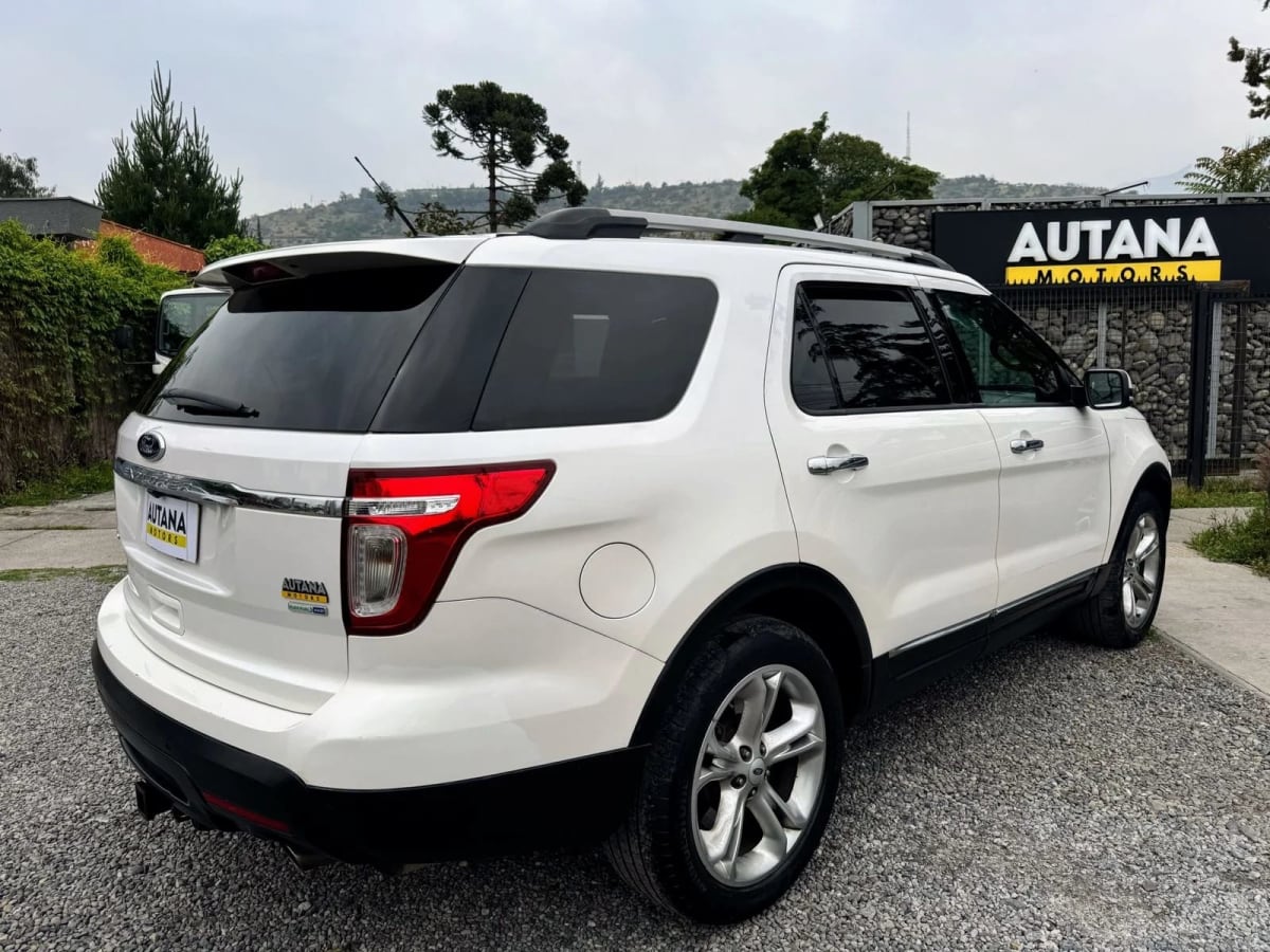 2014 Ford Explorer Limited 4X4 - Miniatura 4