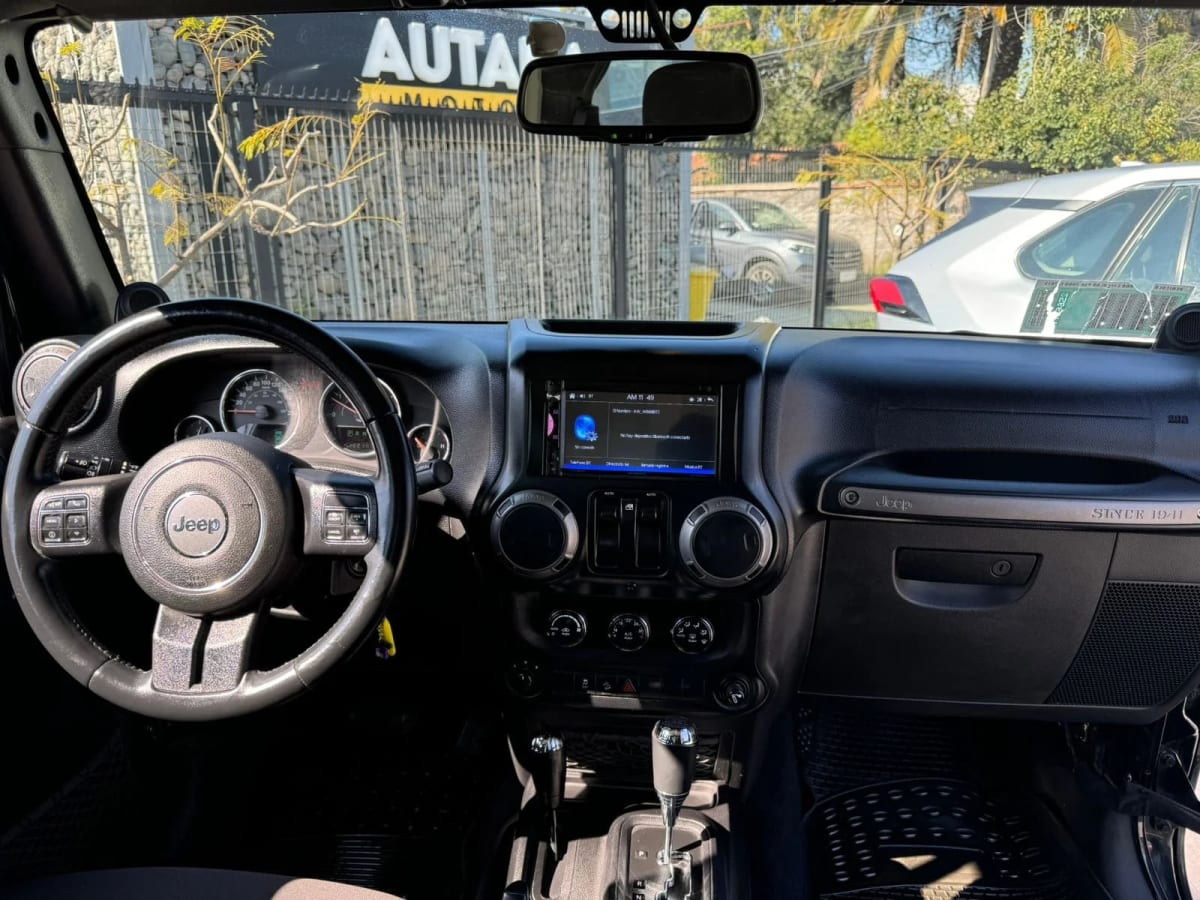 2014 Jeep Wrangler Diesel Wrangler - Miniatura 10