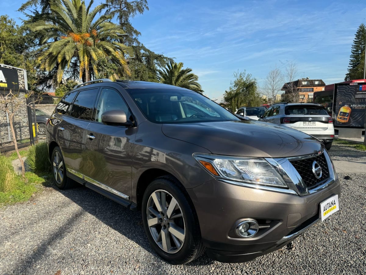 2014 Nissan Pathfinder Exclusive Pathfinder - Miniatura 3