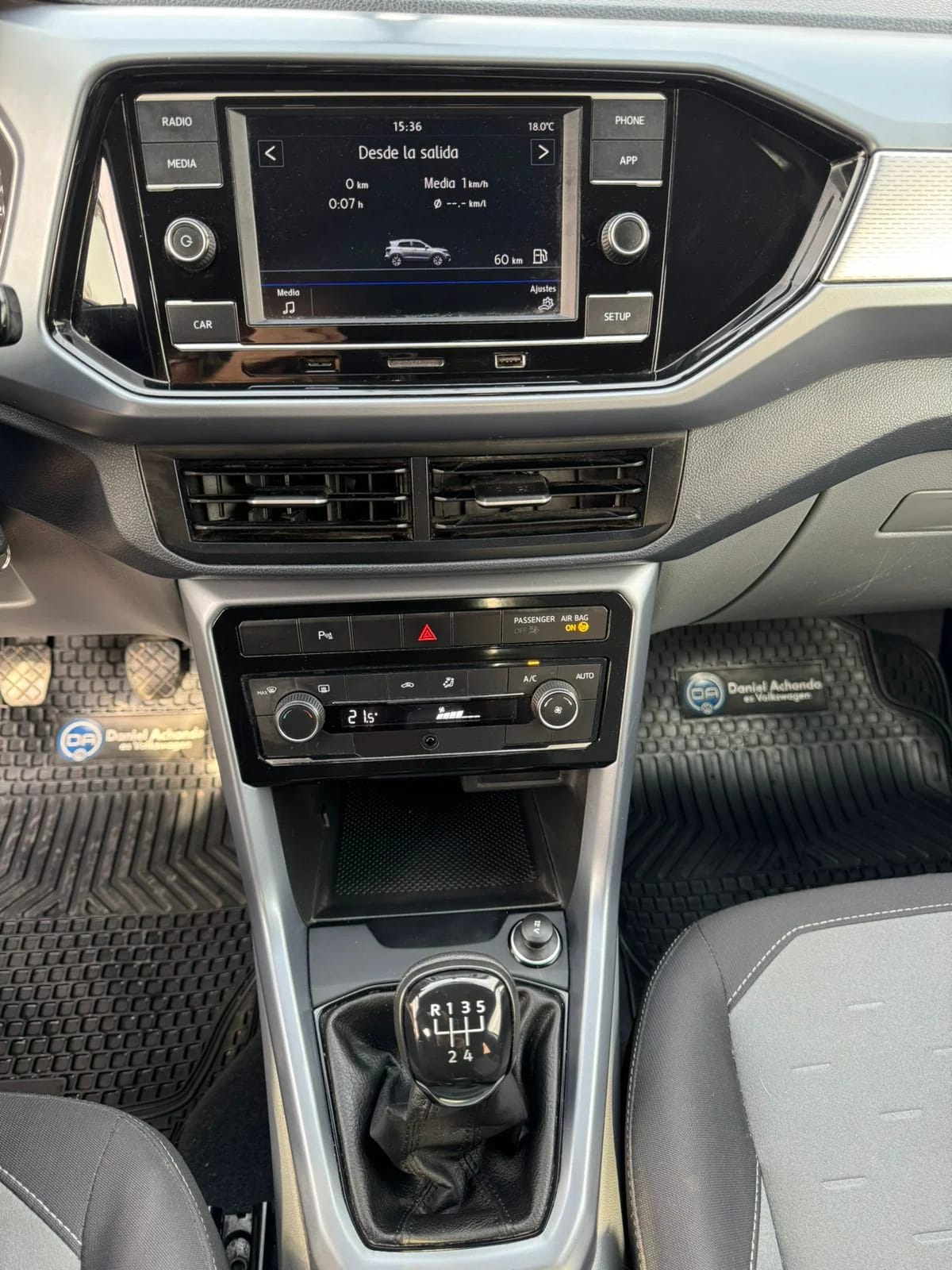 2020 Volkswagen T-cross Comfortline T-cross - Miniatura 9