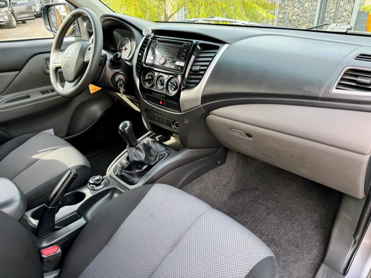 2018 Mitsubishi L200 4x4 L200 - Miniatura 6
