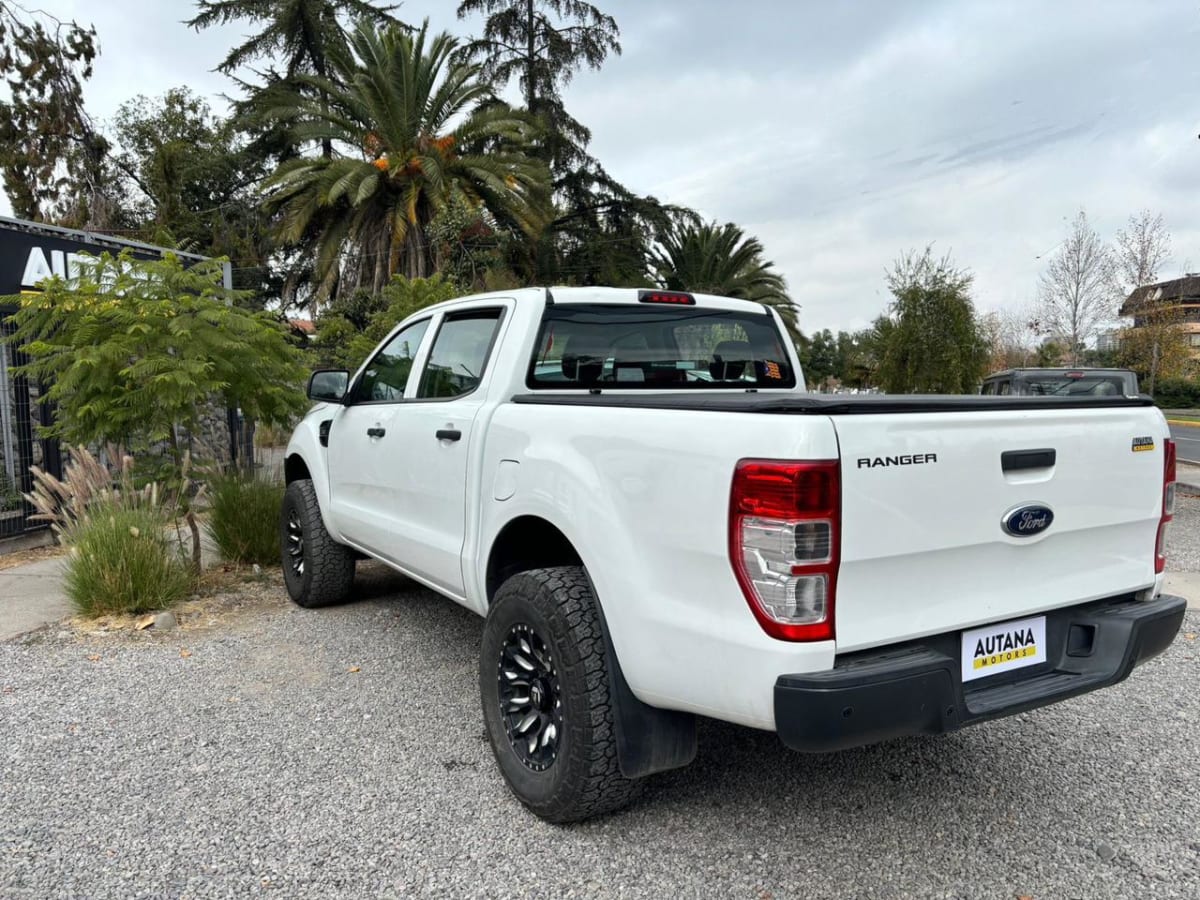 2019 Ford Ranger 2.2 DIESEL - Miniatura 2