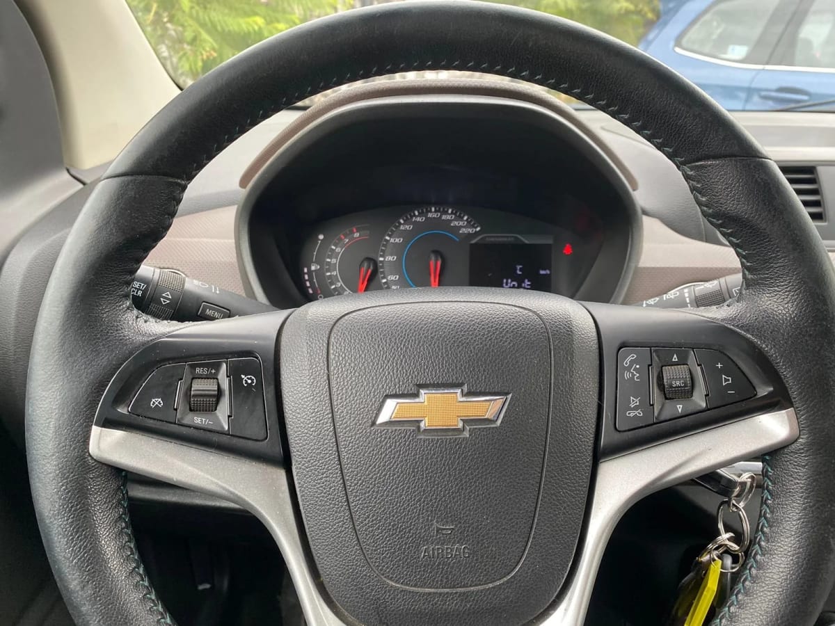 2019 Chevrolet Spin Ltz FULL - Miniatura 9