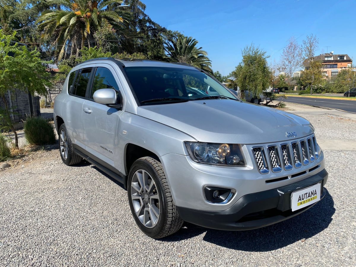 2014 Jeep Compass Limited 4X4 - Miniatura 2