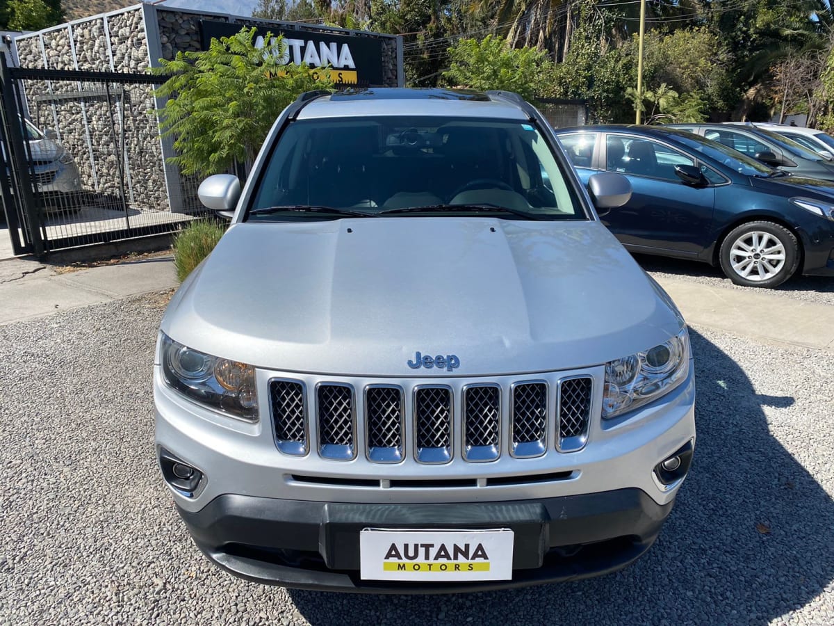 2014 Jeep Compass Limited 4X4 - Miniatura 5