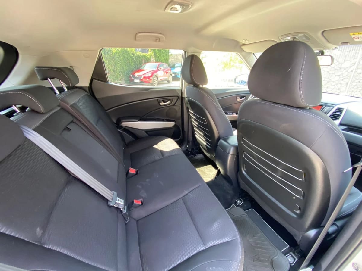 2018 SsangYong Tivoli Diesel XDi - Miniatura 9