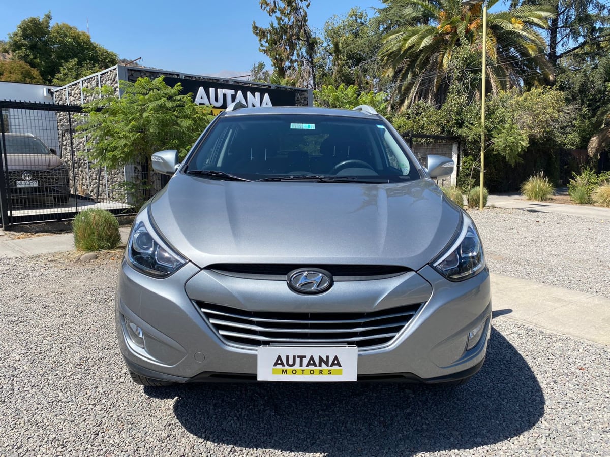 2014 Hyundai Tucson Gl 2.0 - Miniatura 5