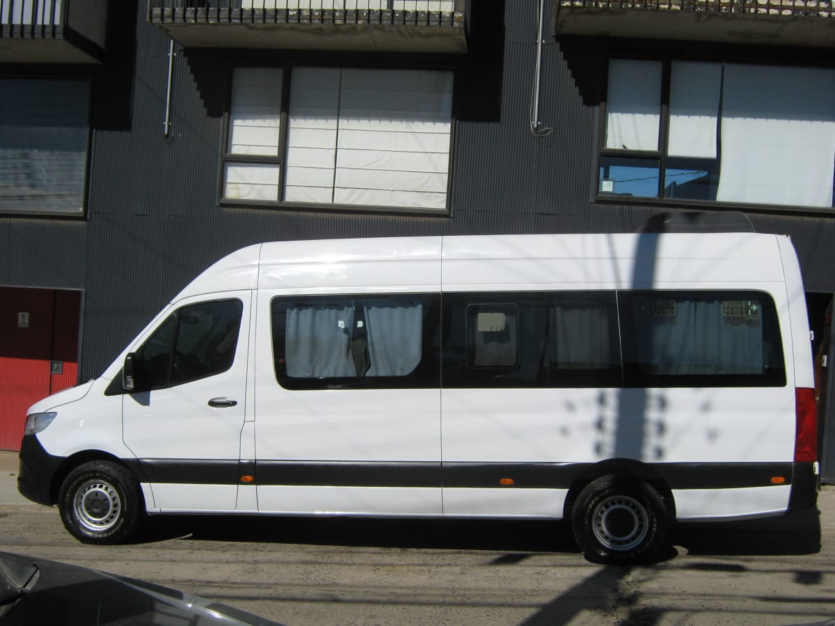 2022 Mercedes-Benz Sprinter 416 Cdi Blanco - Miniatura 3