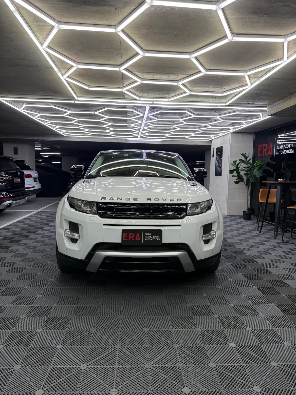 2013 Land Rover Range Rover Blanco - Miniatura 7