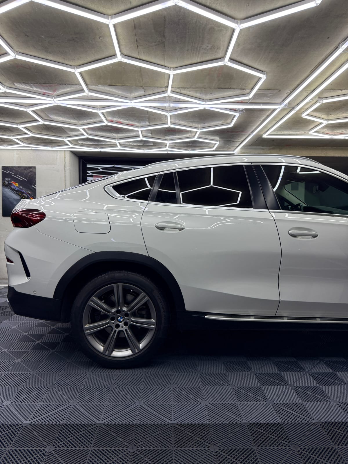 2021 Bmw X6 X-drive Blanco - Miniatura 4