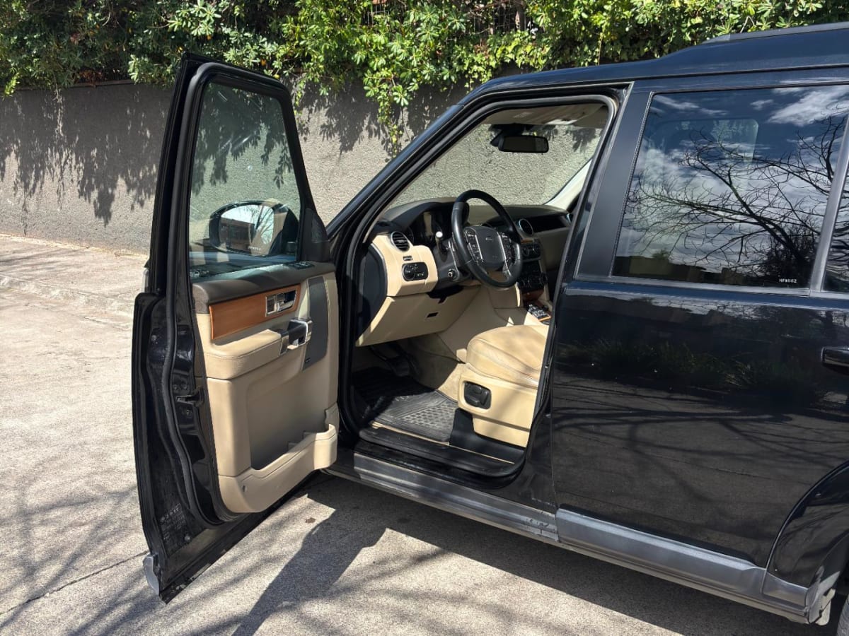 2015 Land Rover DISCOVERY Negro - Miniatura 8