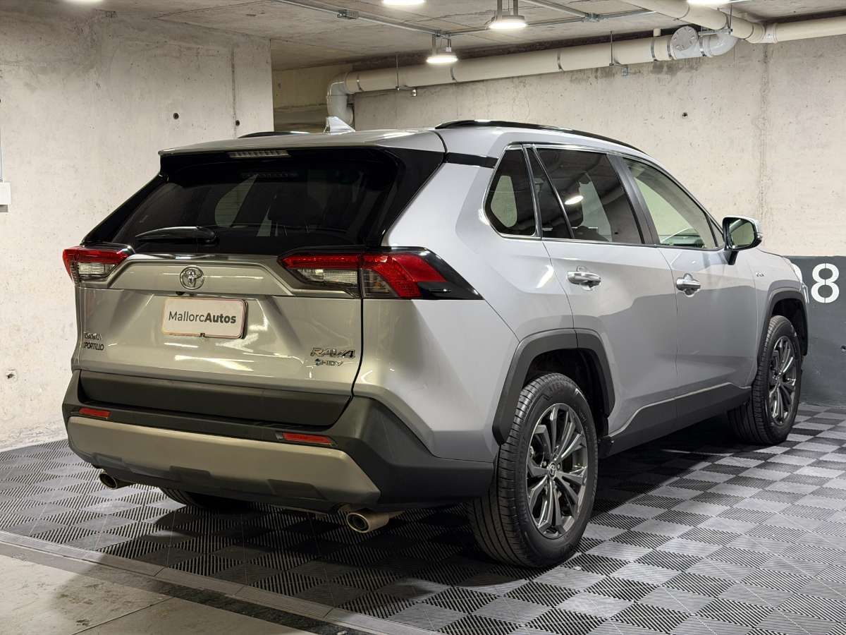 2025 Toyota RAV4 2.5 Plata - Miniatura 5