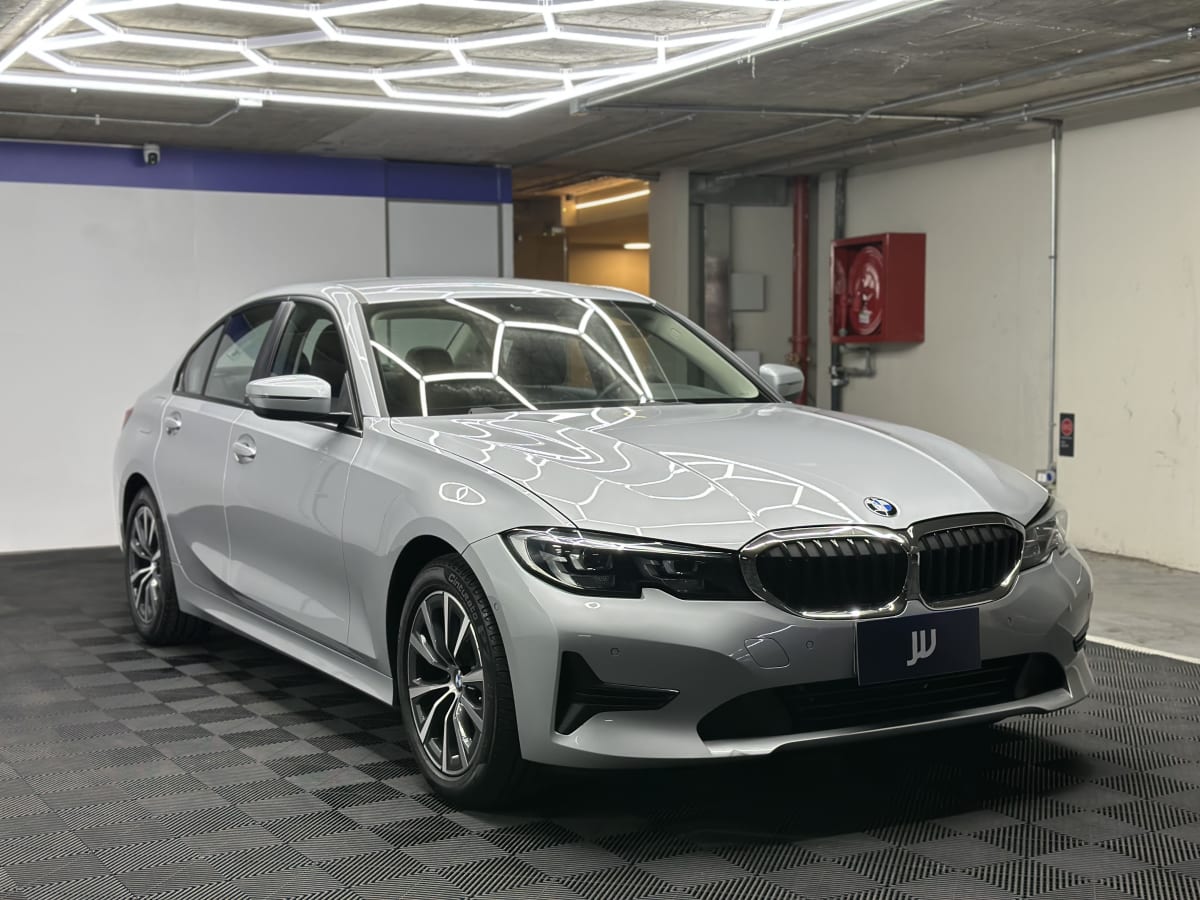 2021 BMW 320 2.0 - Imagen 1