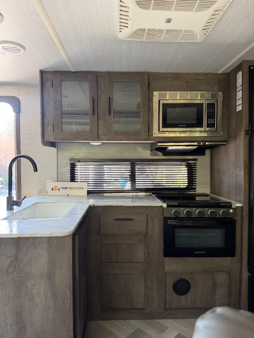 2022 Forest River SALEM CRUISE LITE Blanco - Miniatura 7