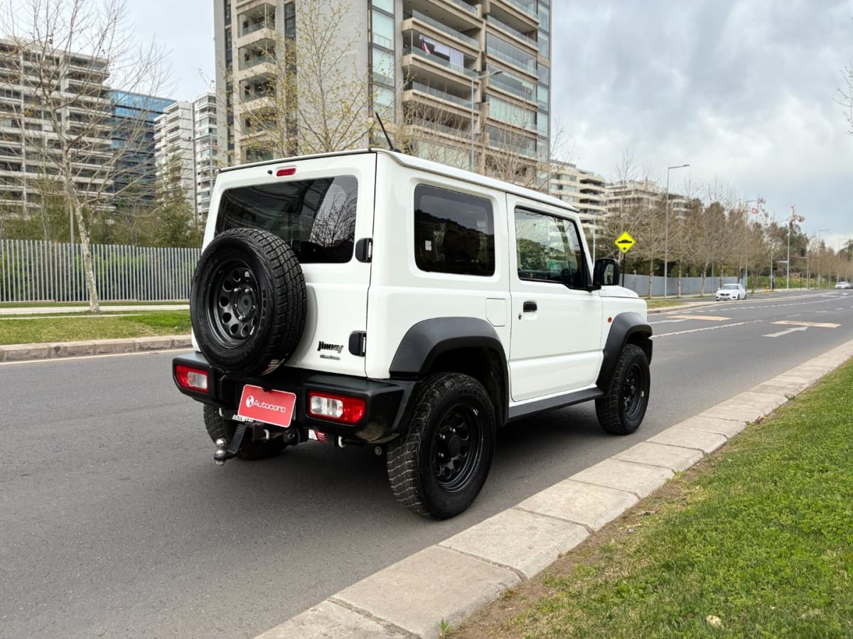 2023 Suzuki JIMNY GL Blanco - Miniatura 8