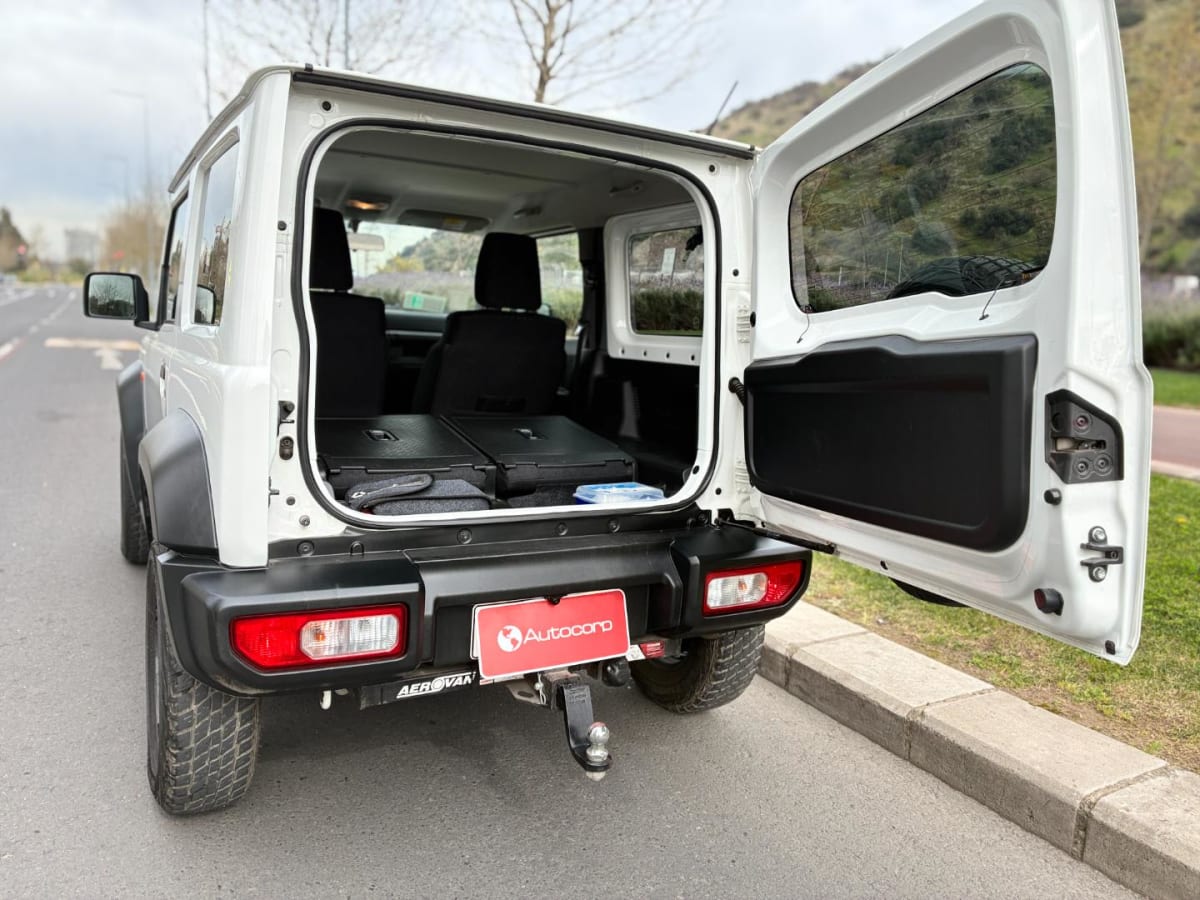 2023 Suzuki JIMNY GL Blanco - Miniatura 10