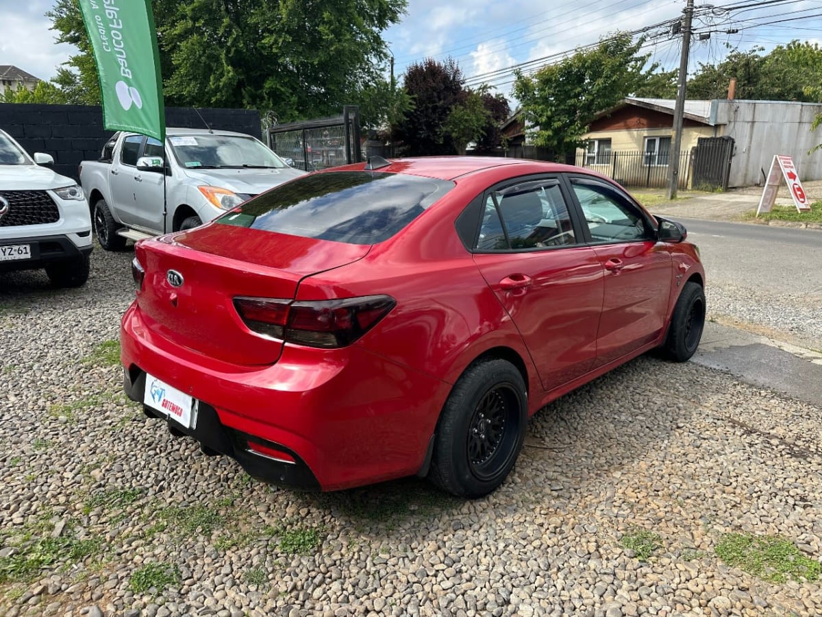 2015 Kia RIO D2 - Miniatura 6