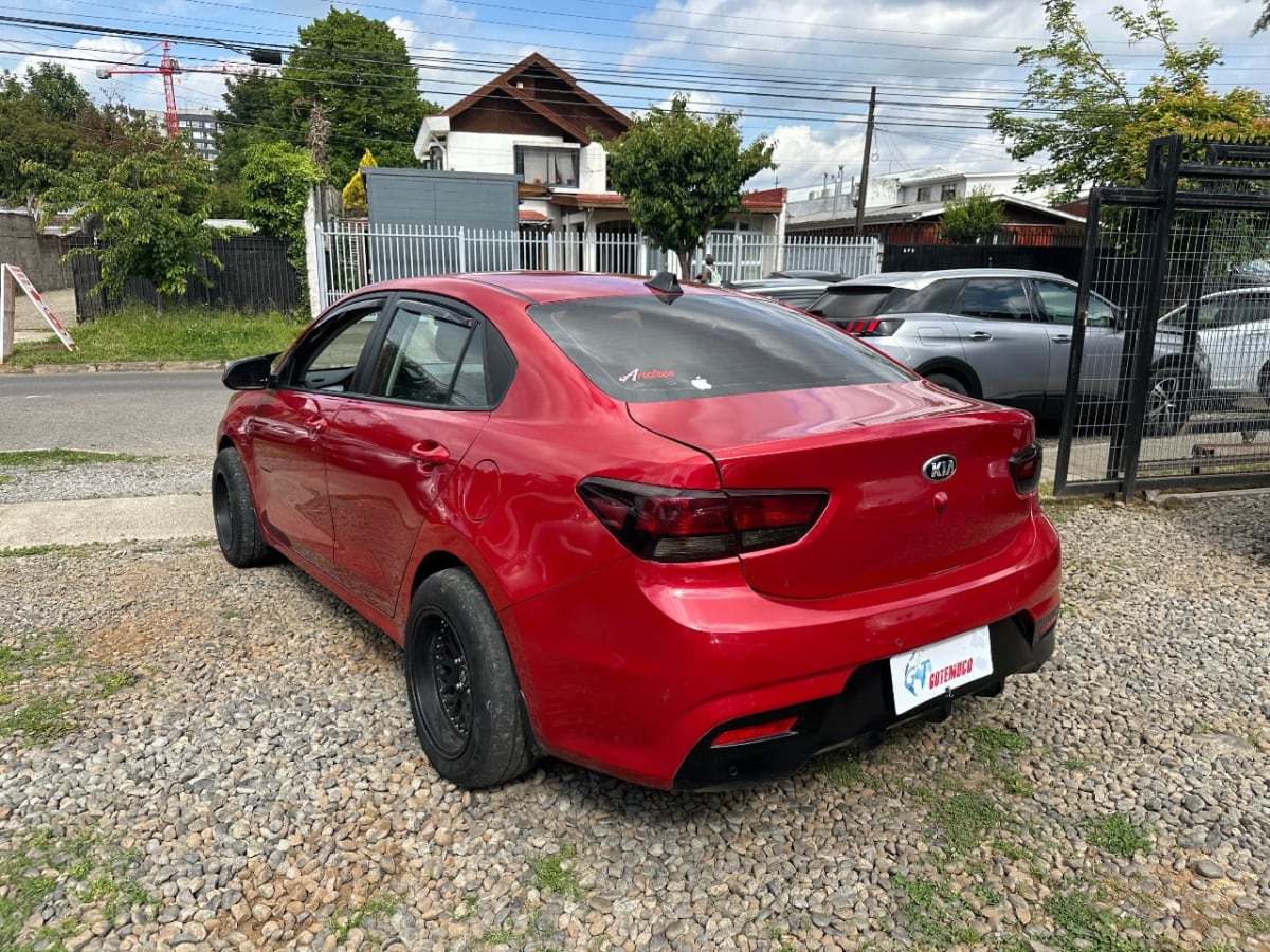 2015 Kia RIO D2 - Miniatura 7