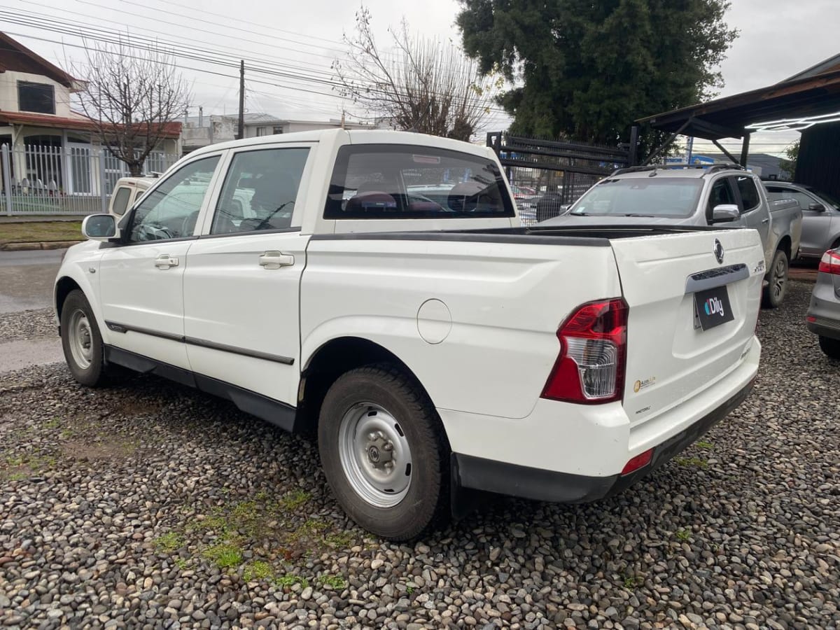 2019 SsangYong ACTYON SPORTS 2.5 - Miniatura 10