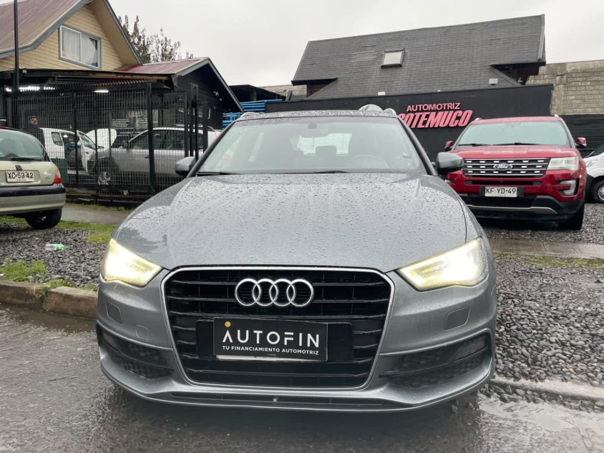 2016 Audi A3 SPORTBACK TFSI - Miniatura 2