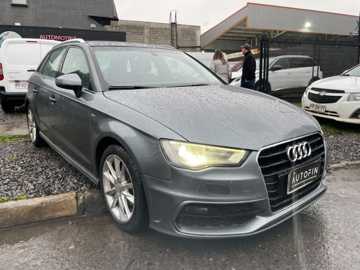 2016 Audi A3 SPORTBACK TFSI - Miniatura 3