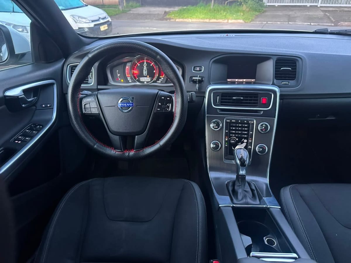 2021 Volvo S60 1.6 - Miniatura 4