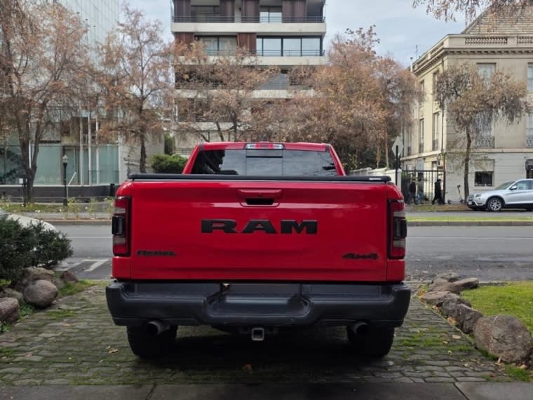 2022 RAM 1500 REBEL - Miniatura 10