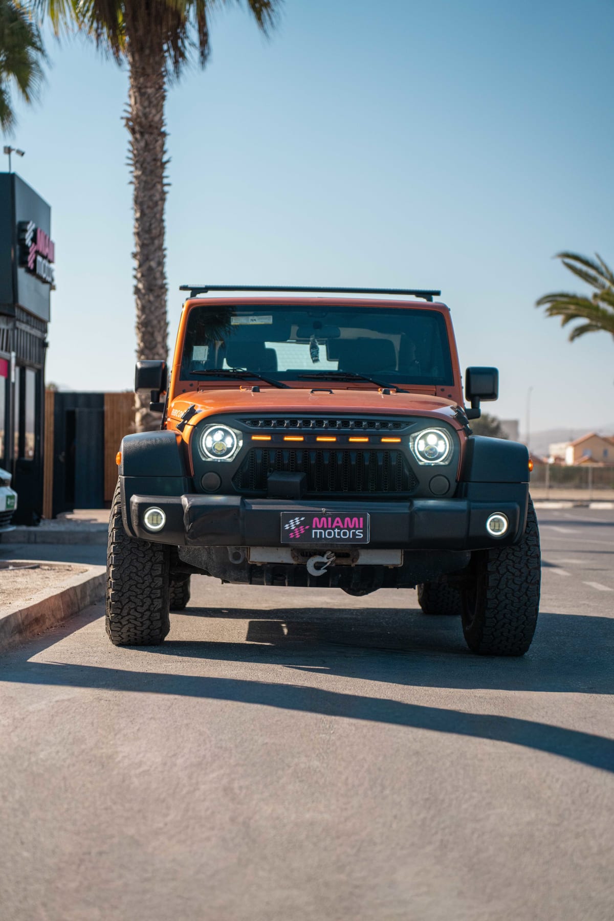 2012 Jeep WRANGLER SPORT Naranja - Miniatura 2