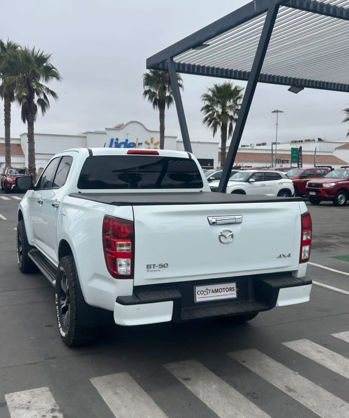 2022 Mazda BT 50 Blanco - Miniatura 4