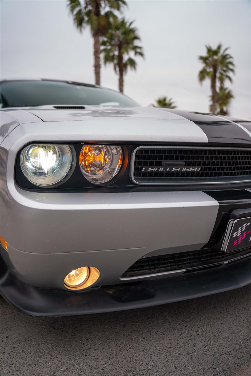 2012 Dodge Challenger SRT8 Gris - Imagen 1