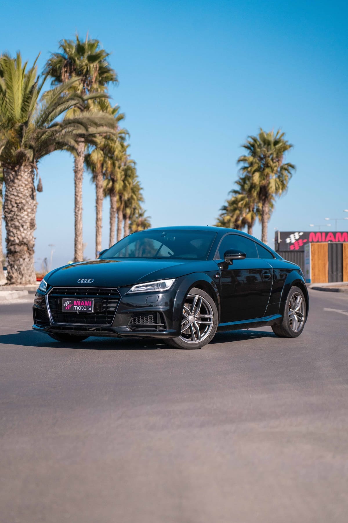 2016 Audi TT Coupe Negro - Miniatura 2
