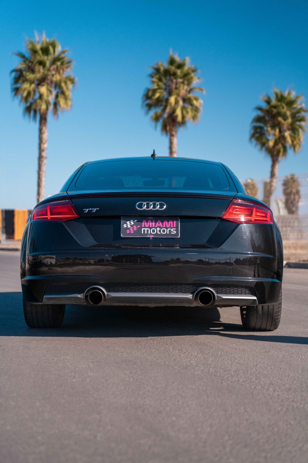 2016 Audi TT Coupe Negro - Miniatura 4