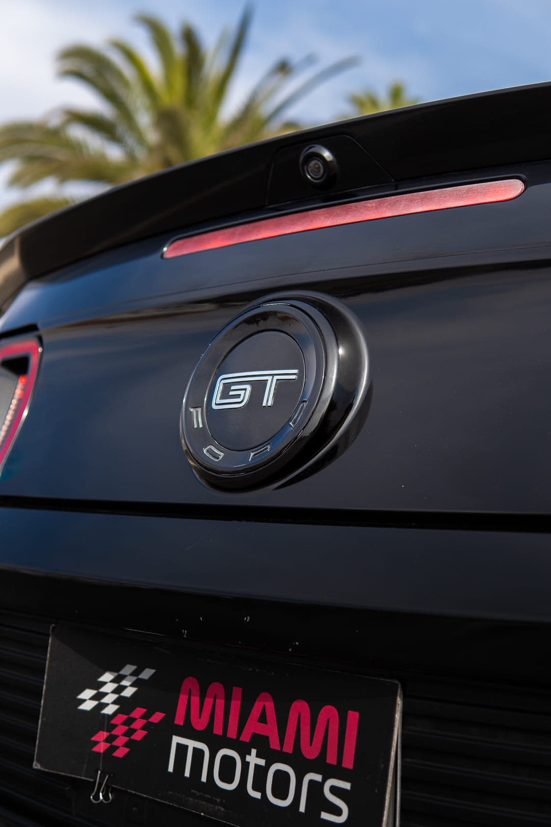 2014 Ford Mustang GT Negro - Miniatura 7