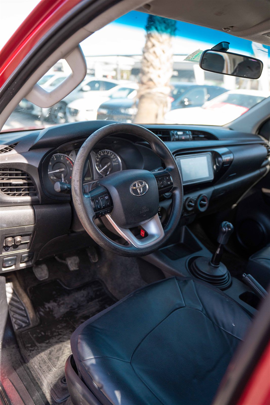 2022 Toyota Hilux - Miniatura 7